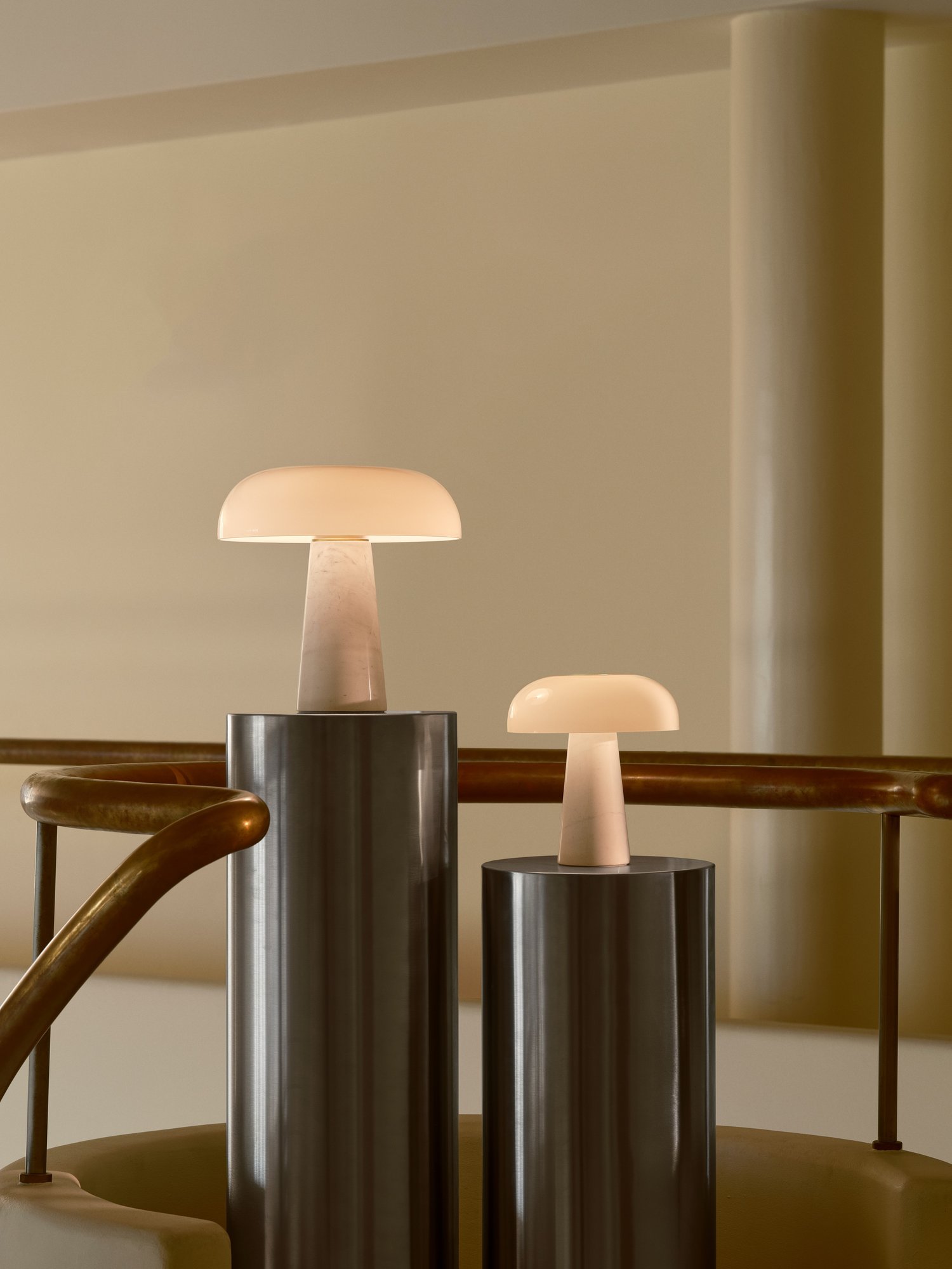 Nordlux Glossy настольная лампа опаловый белый
